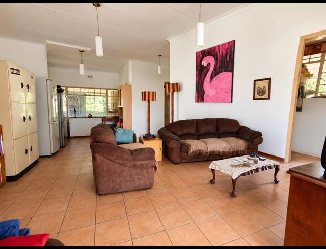 3 BEDROOM HOUSE FOR SALE IN BIRCHLEIGH NORTH